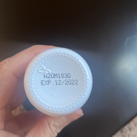 ***SOLD*** Dr Brandt Skincare Liquid Sun Shield Daily Brightening Mineral SPF - Picture 6 of 8